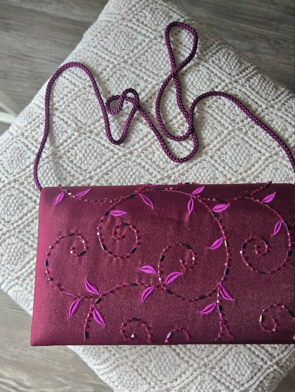Valerie Stevens Fuchsia Embroidered Evening Clutch